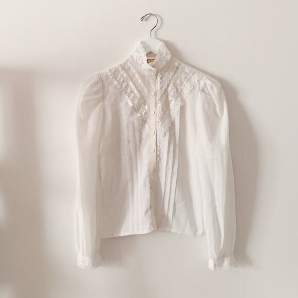 Jessica's Gunnies Tops - Jessica's Gunnies Lace Blouse XS